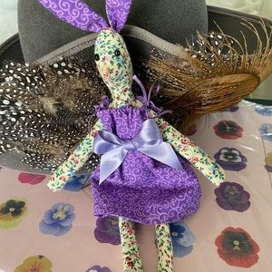 Dainty stuffed English Garden bunny, handmade, NEW